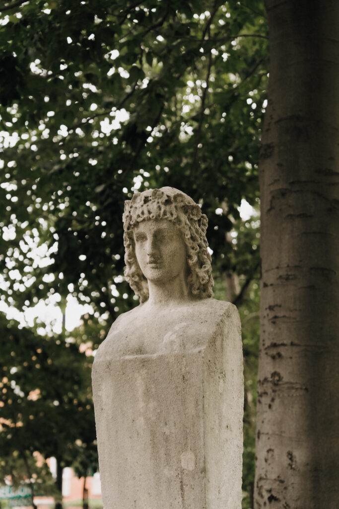 greek inspired statue at meridian house wedding venue